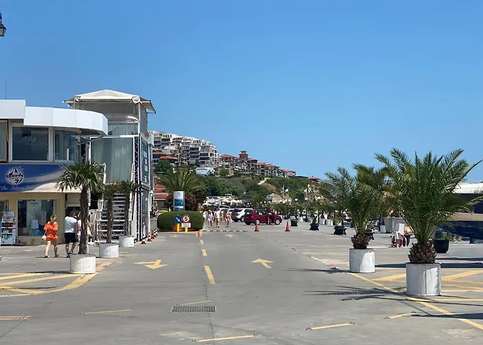 Horizon 10 'в' Апартамент *